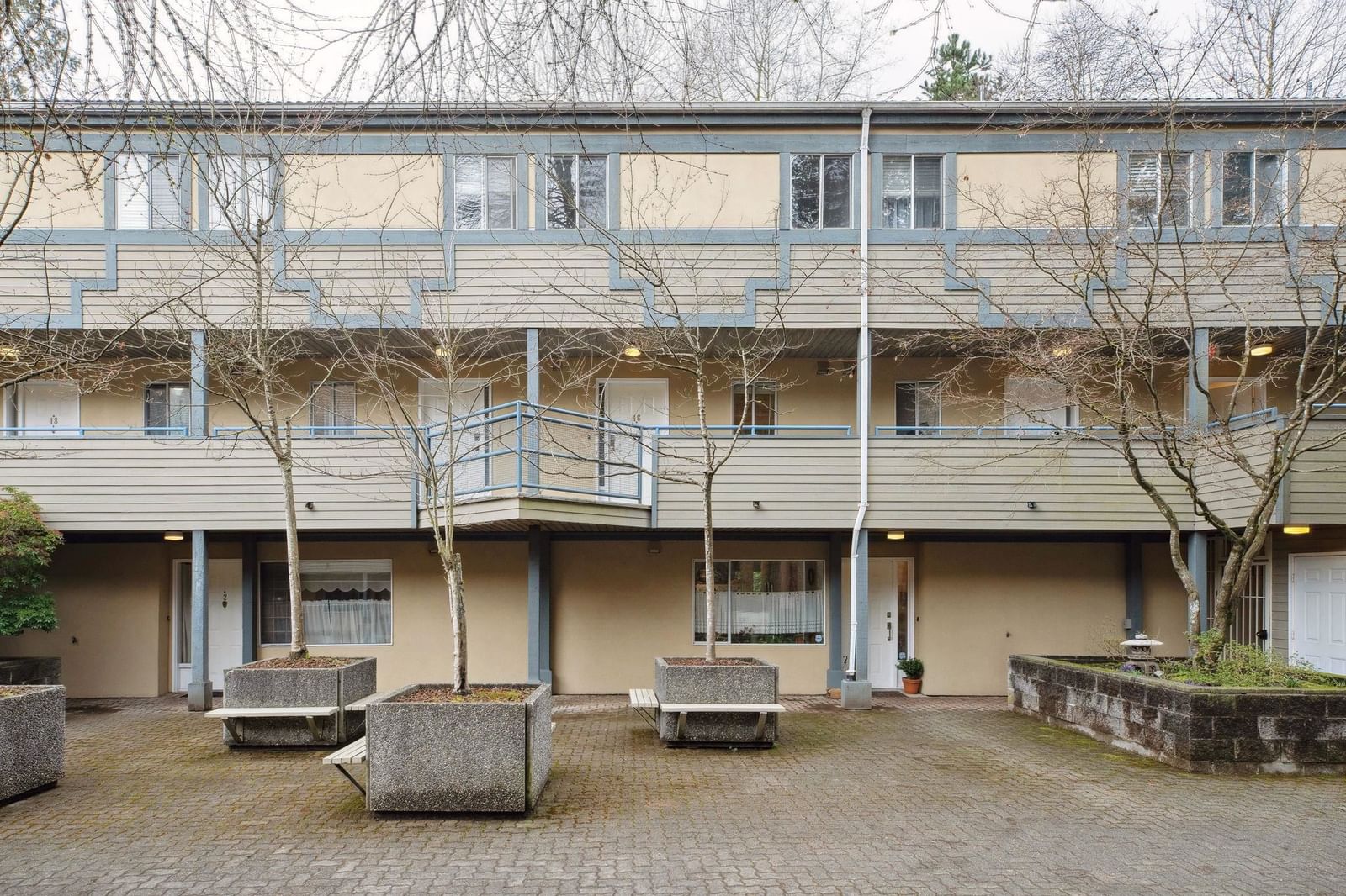 Listing Image 33