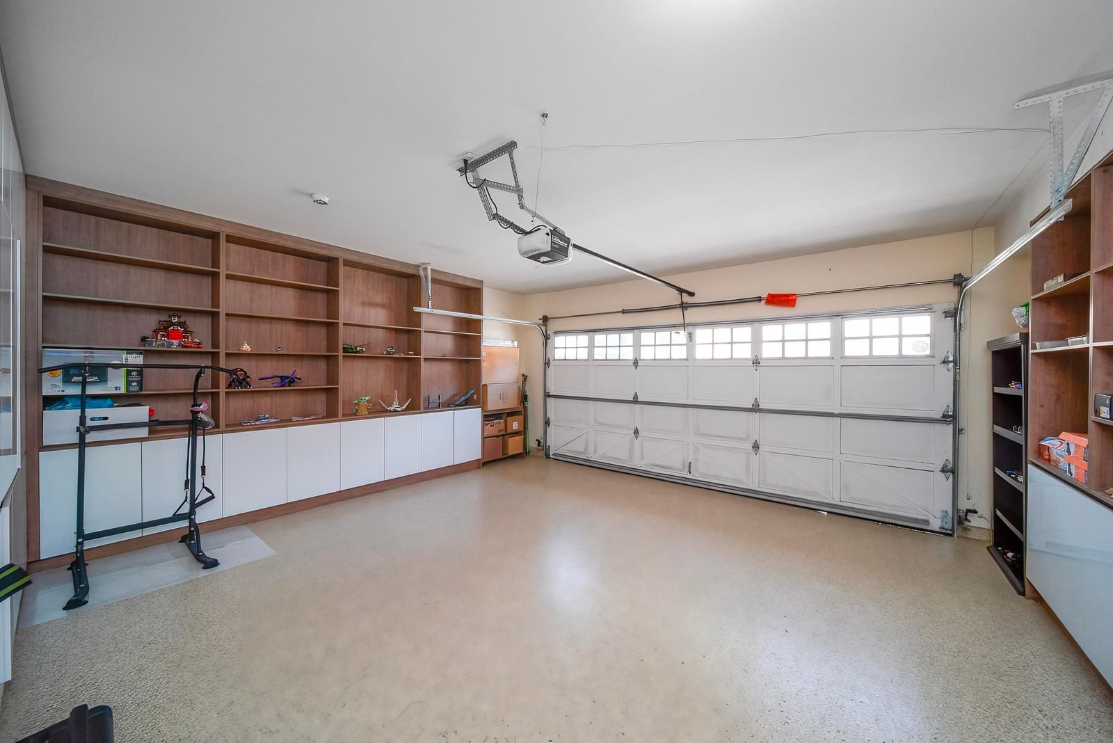 Listing Image 17