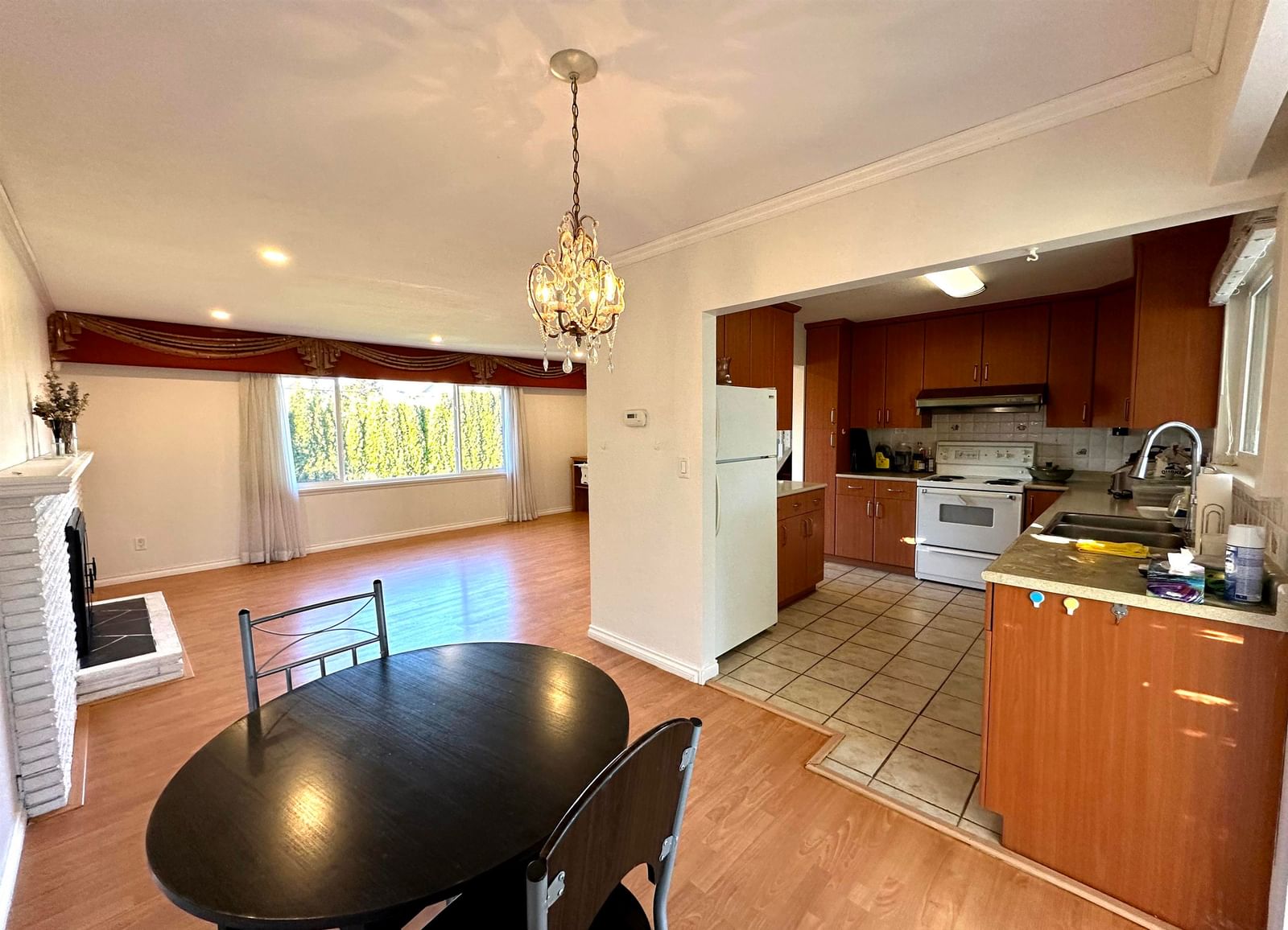 Listing Image 17