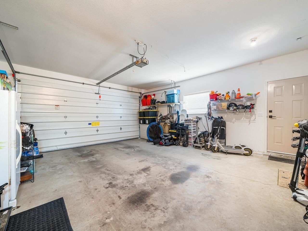 Listing Image 17