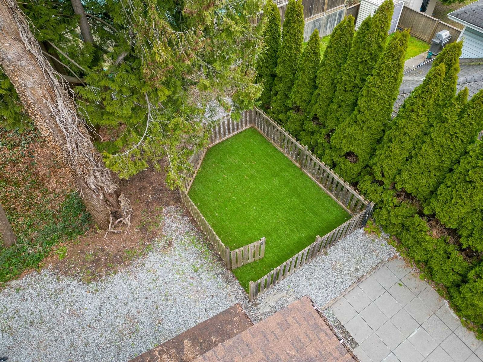 Listing Image 19