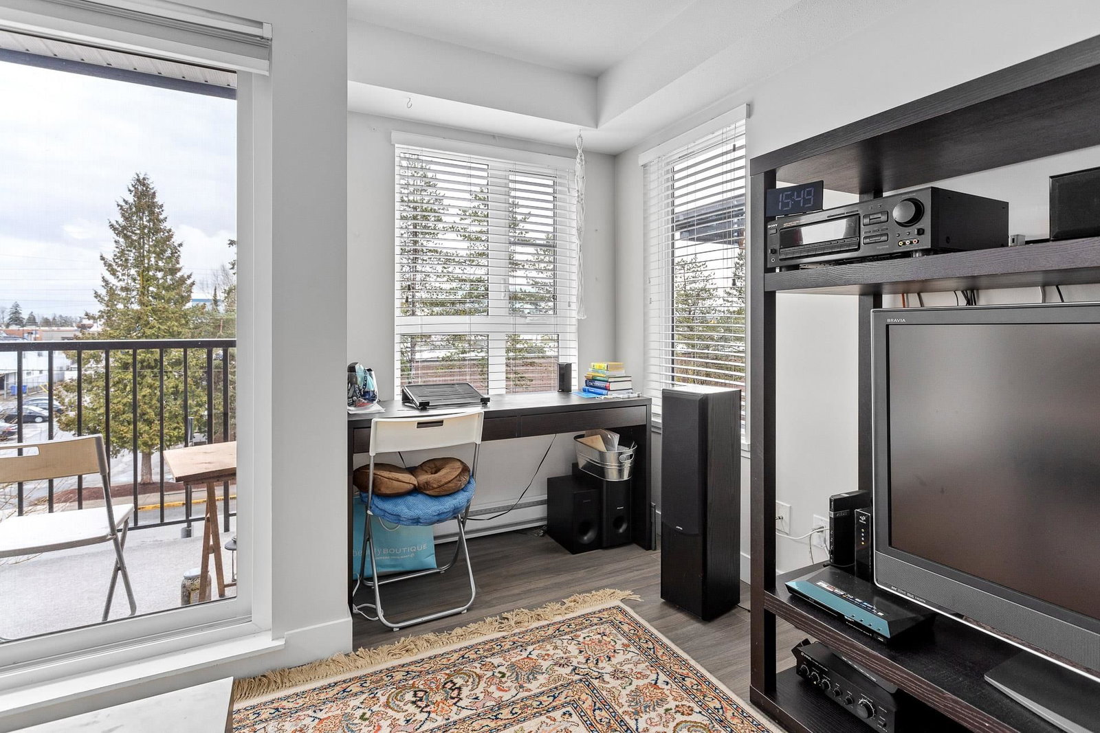 Listing Image 19