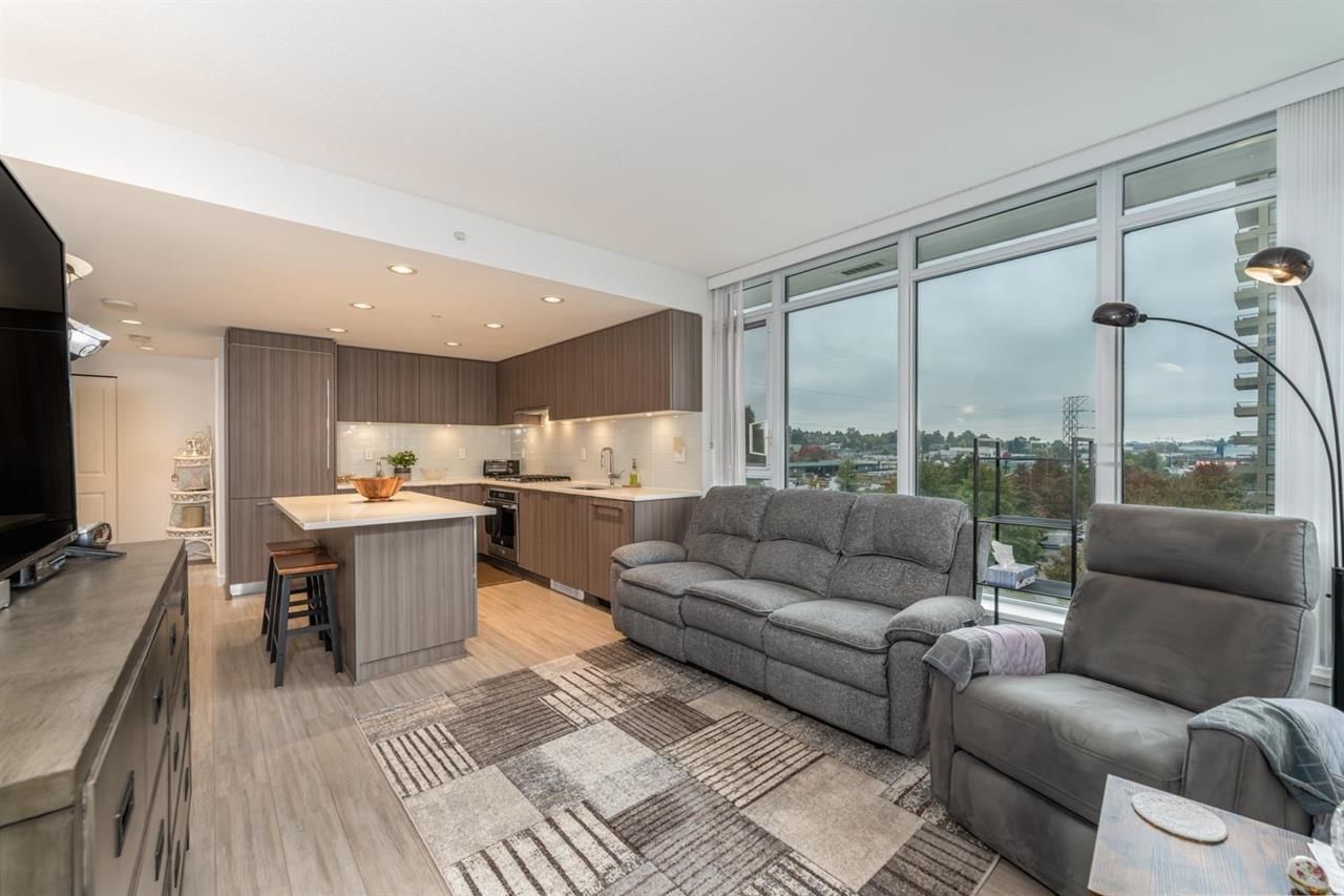 Listing Image 10