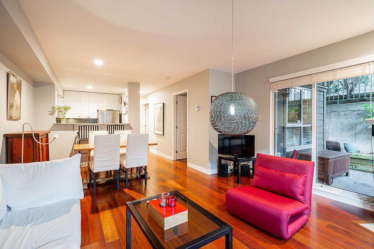 Listing Image 9