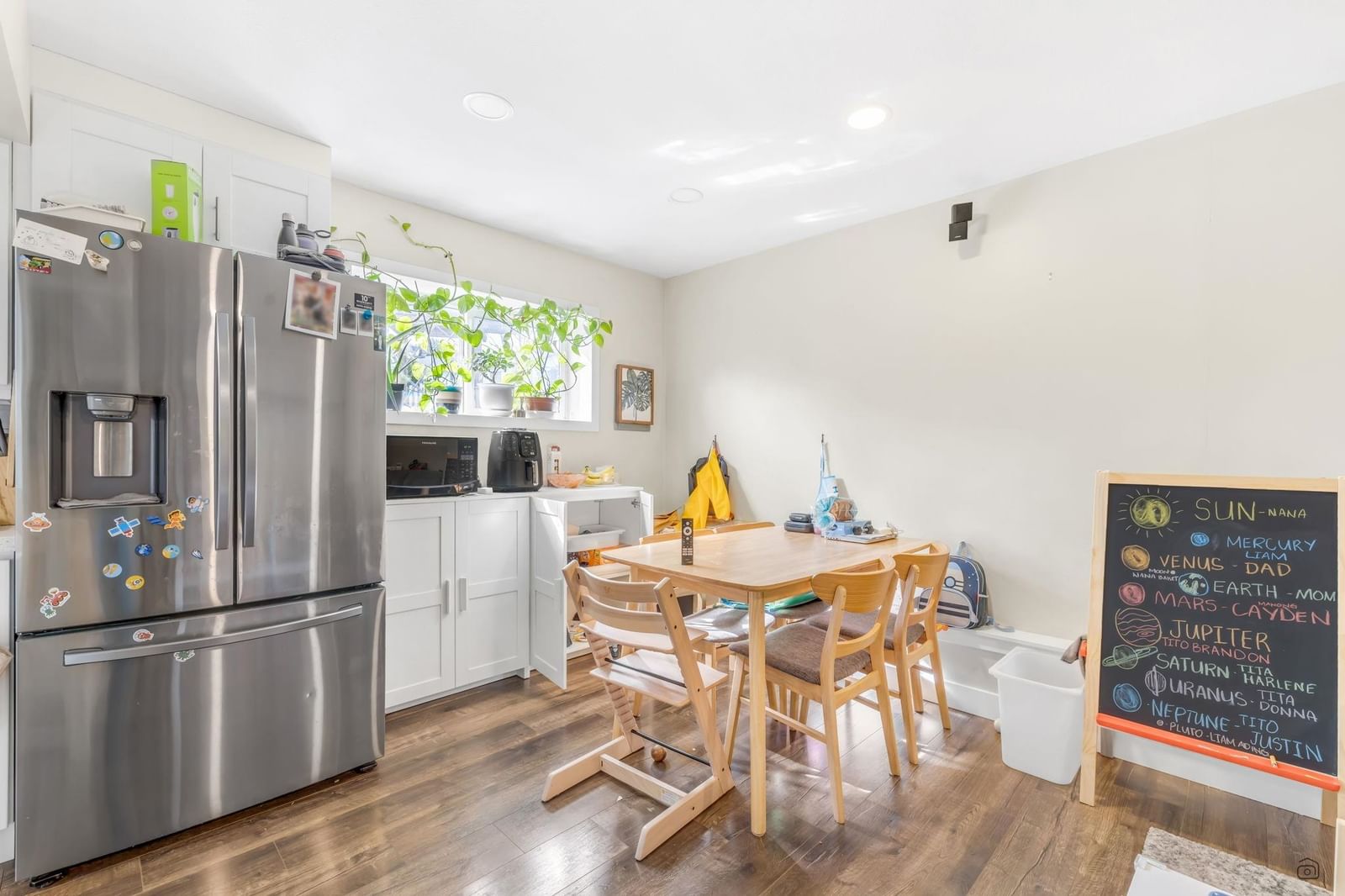 Listing Image 14