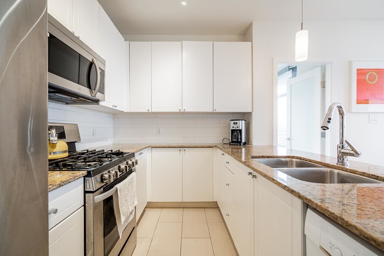 Listing Image 11