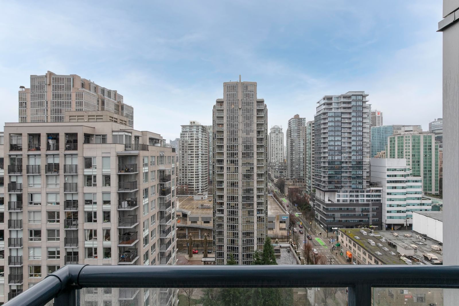 Listing Image 15