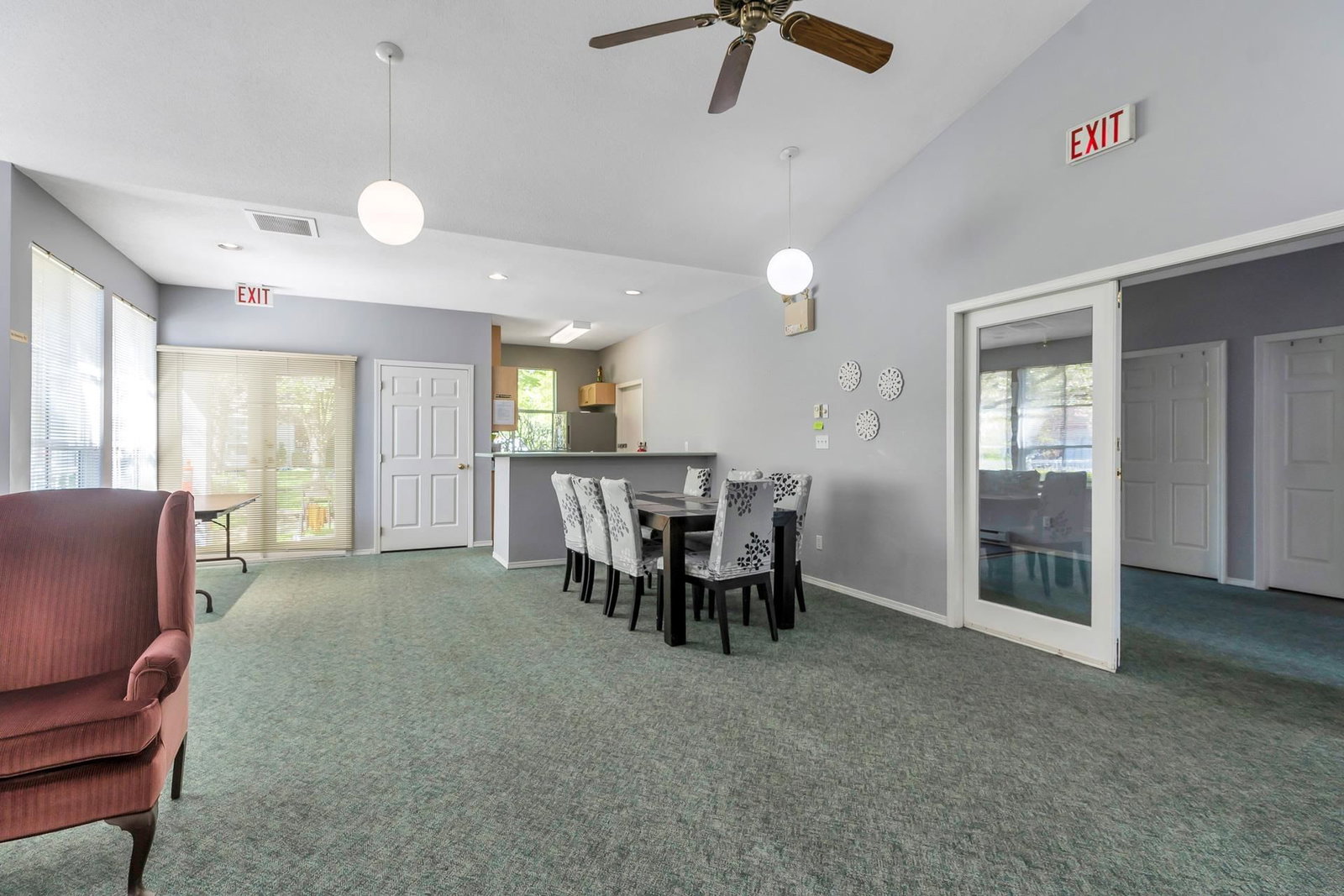 Listing Image 37