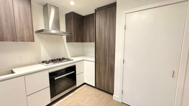 1504 - 6328 No. 3 Road