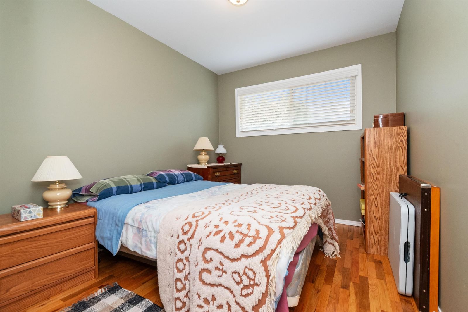 Listing Image 14