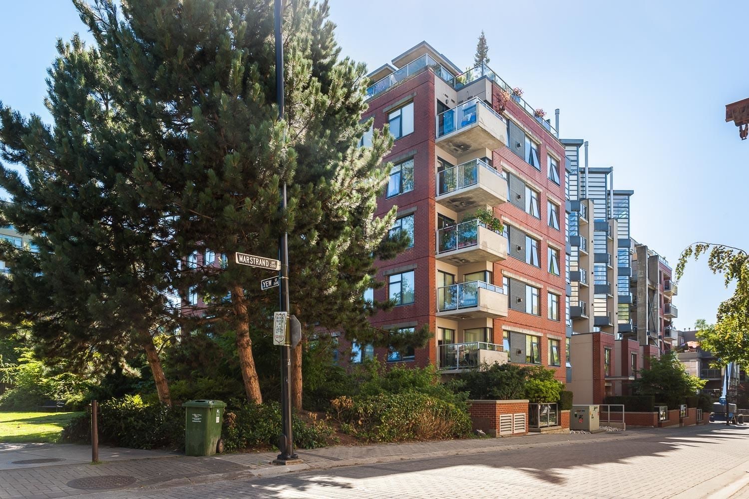 Listing Image 21
