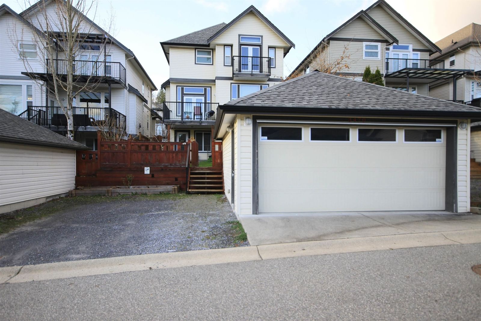 Listing Image 24