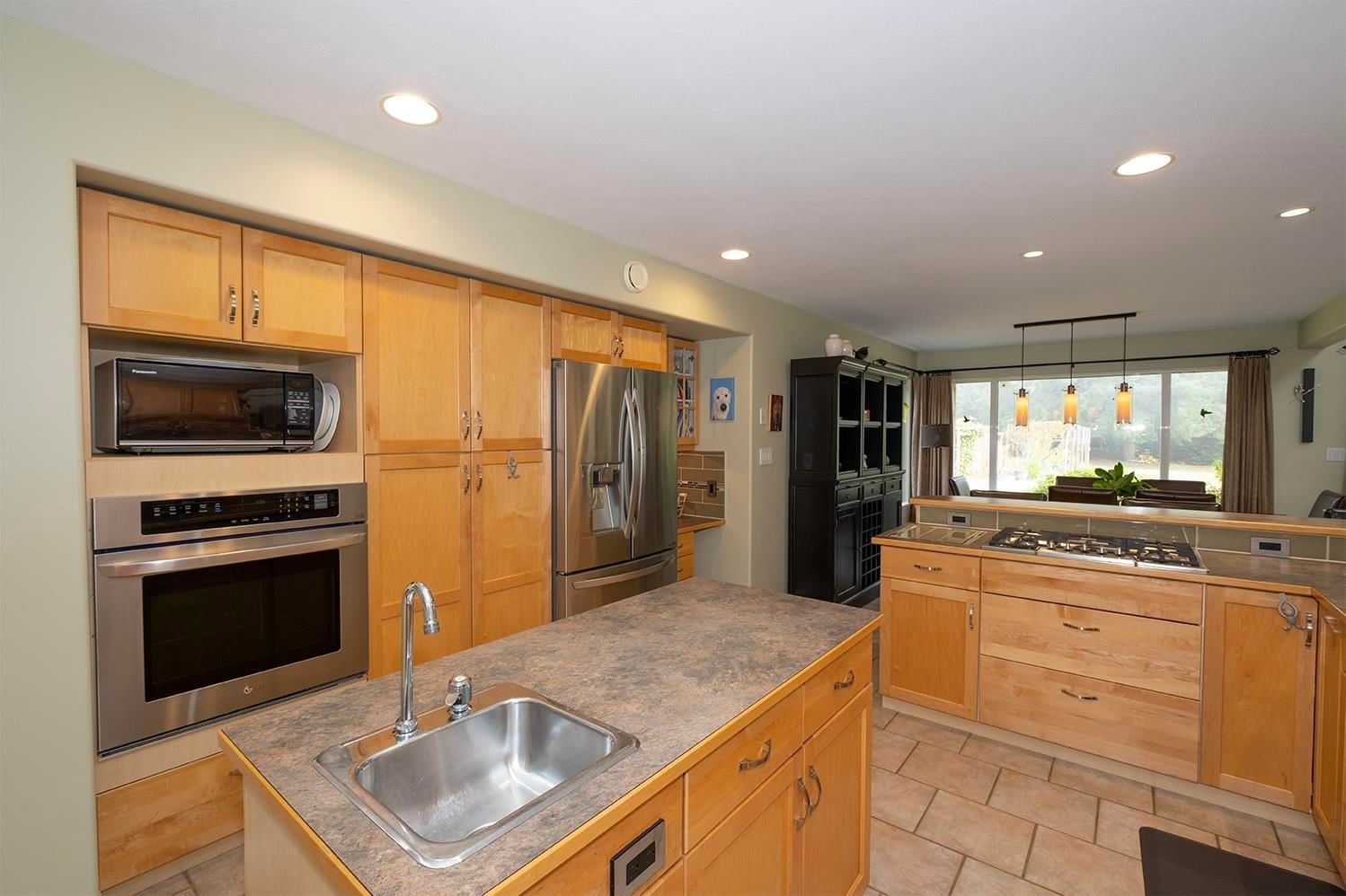 Listing Image 15