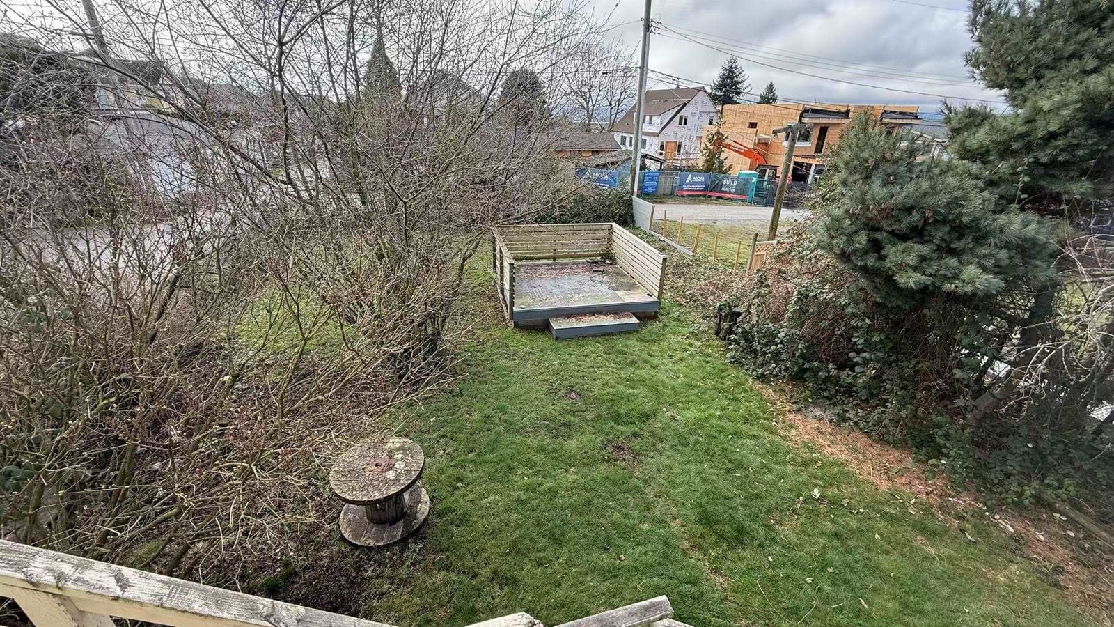 Listing Image 6