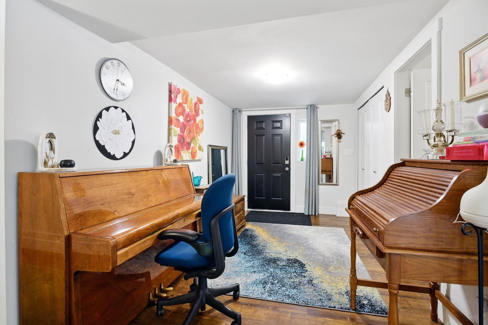 Listing Image 14