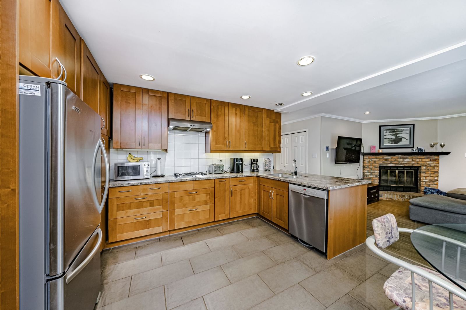 Listing Image 16