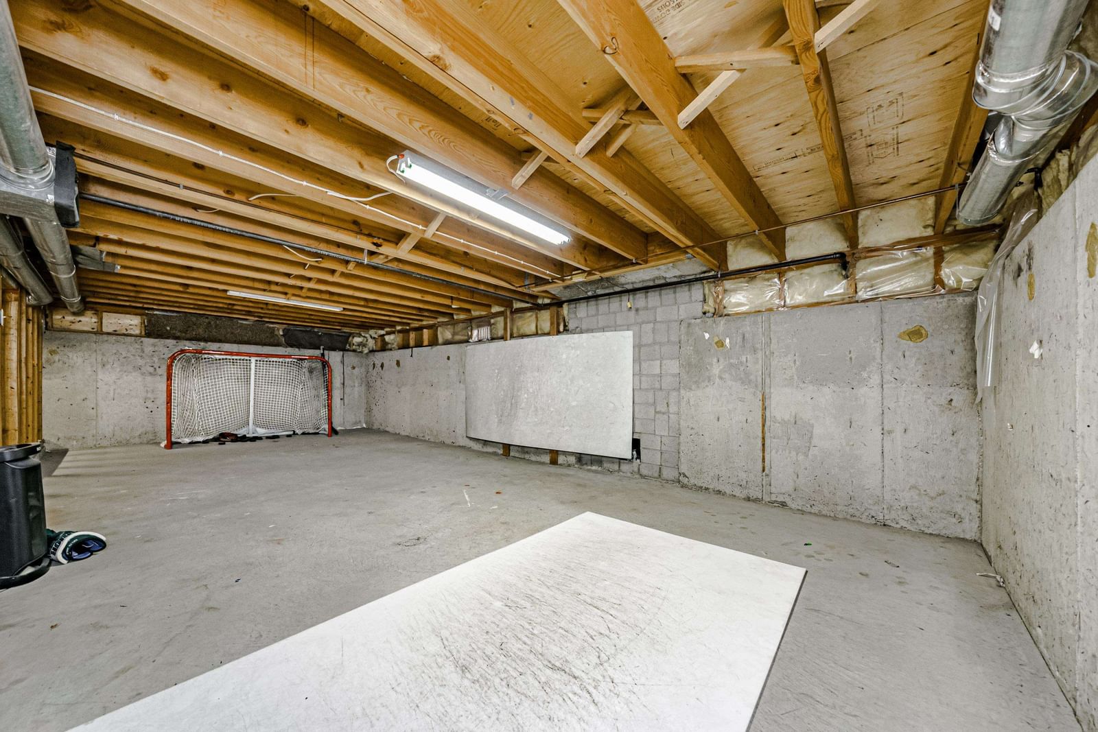 Listing Image 27