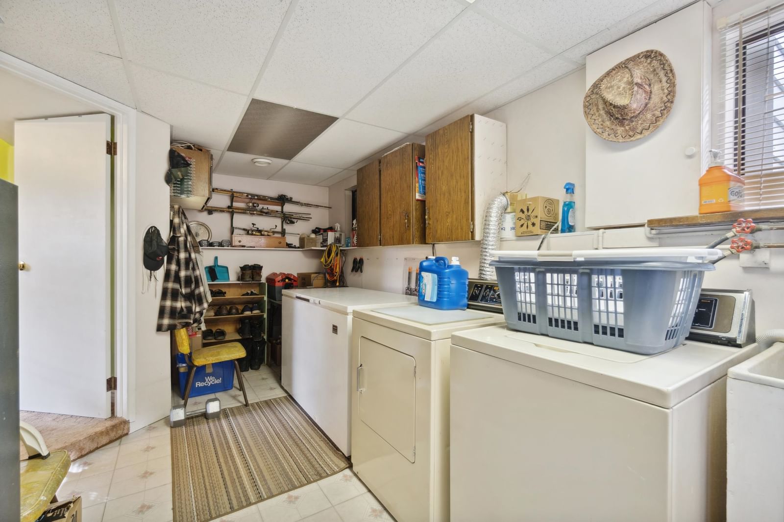 Listing Image 24