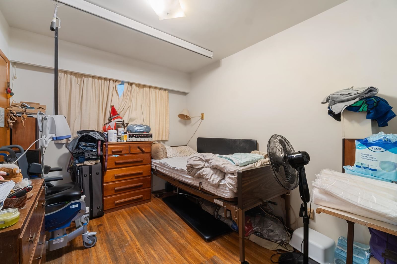 Listing Image 9