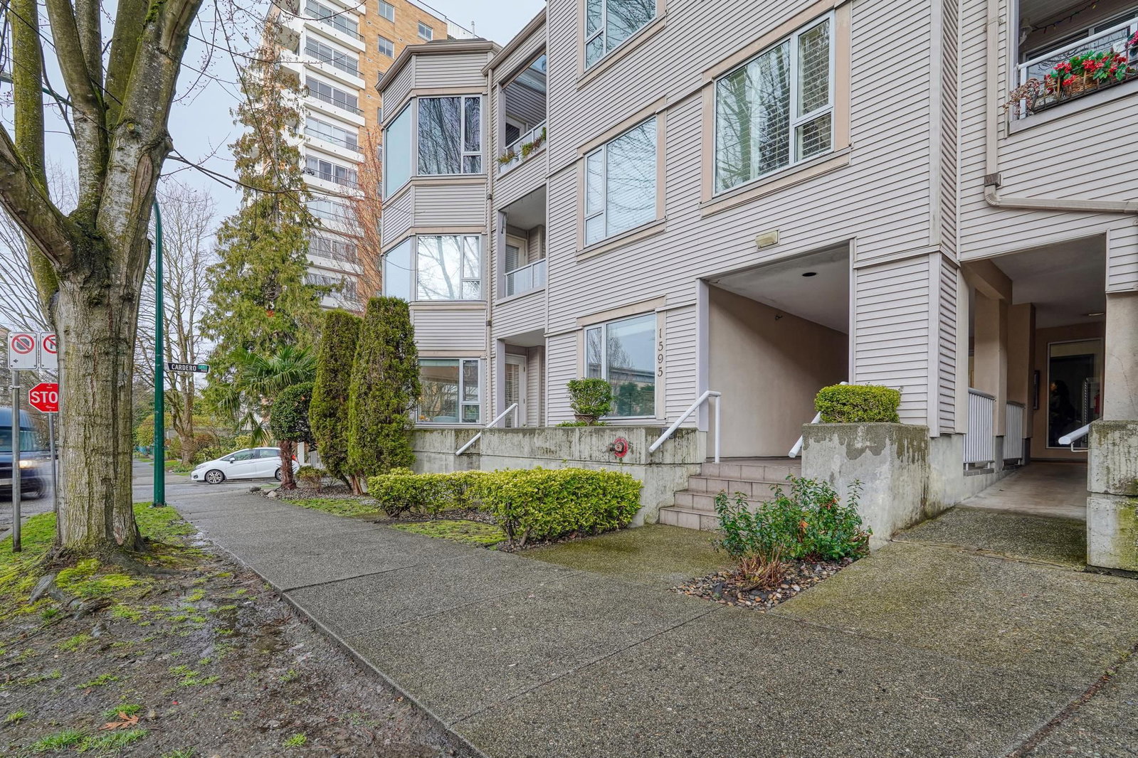 Listing Image 22