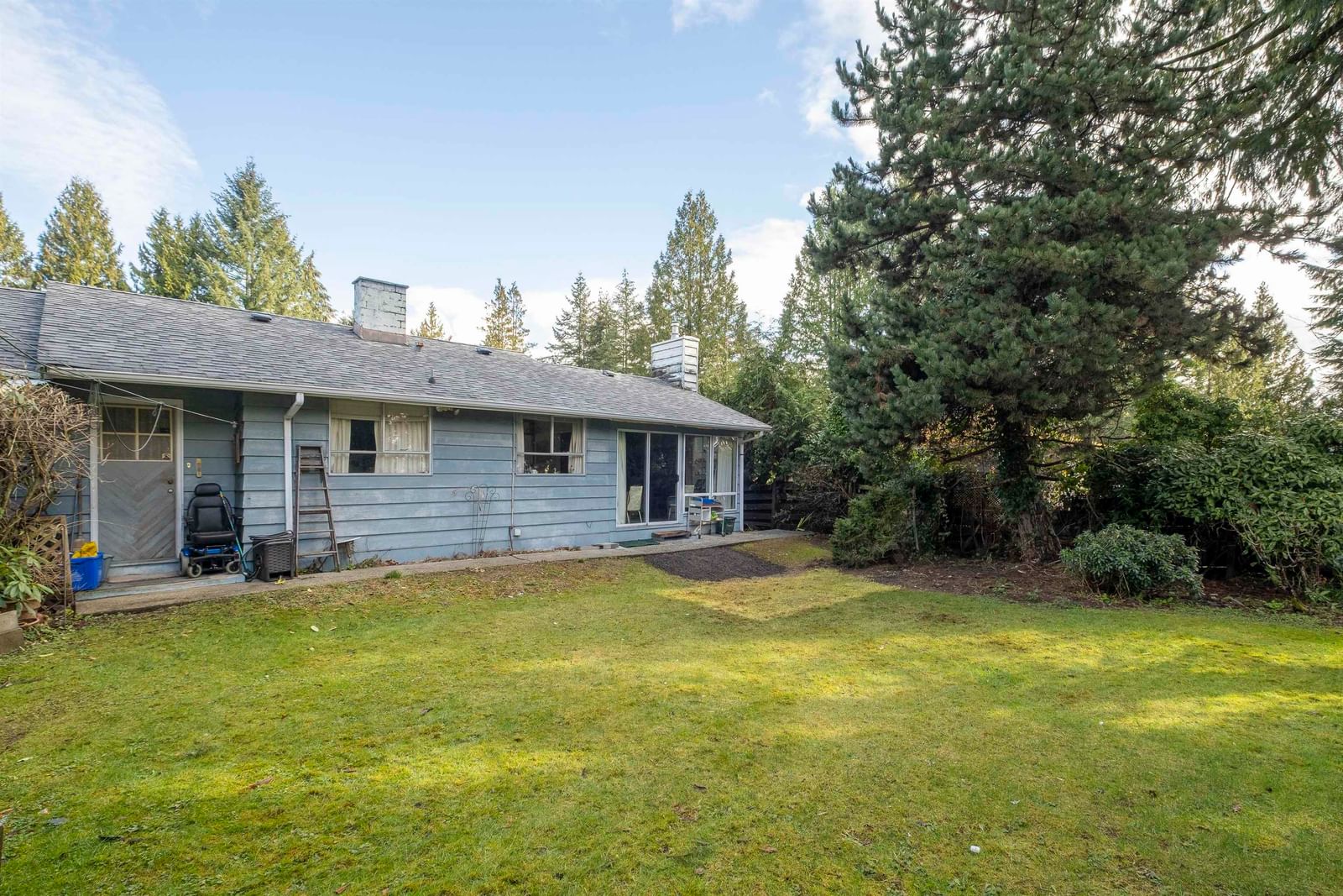 Listing Image 25