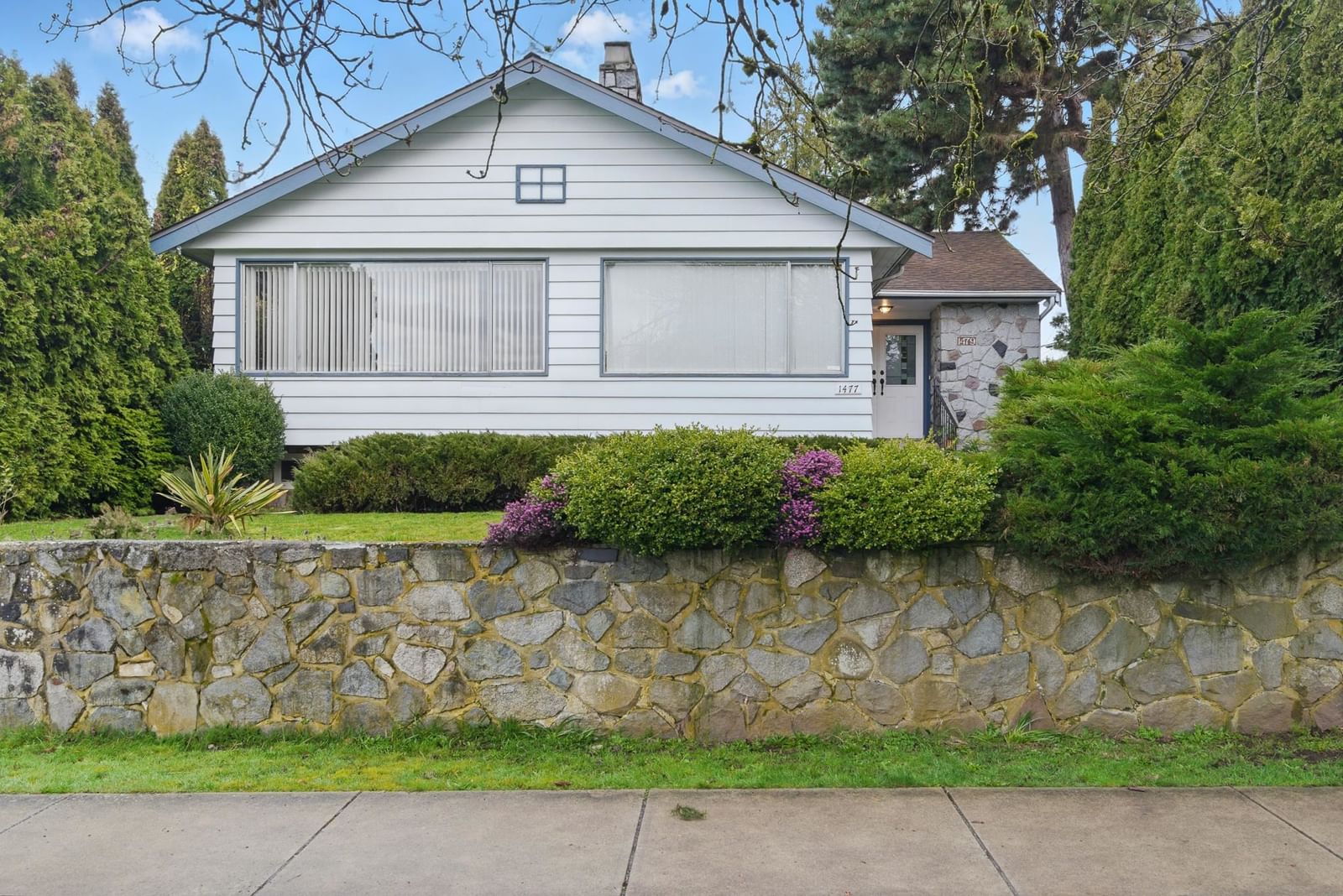 Listing Image 1