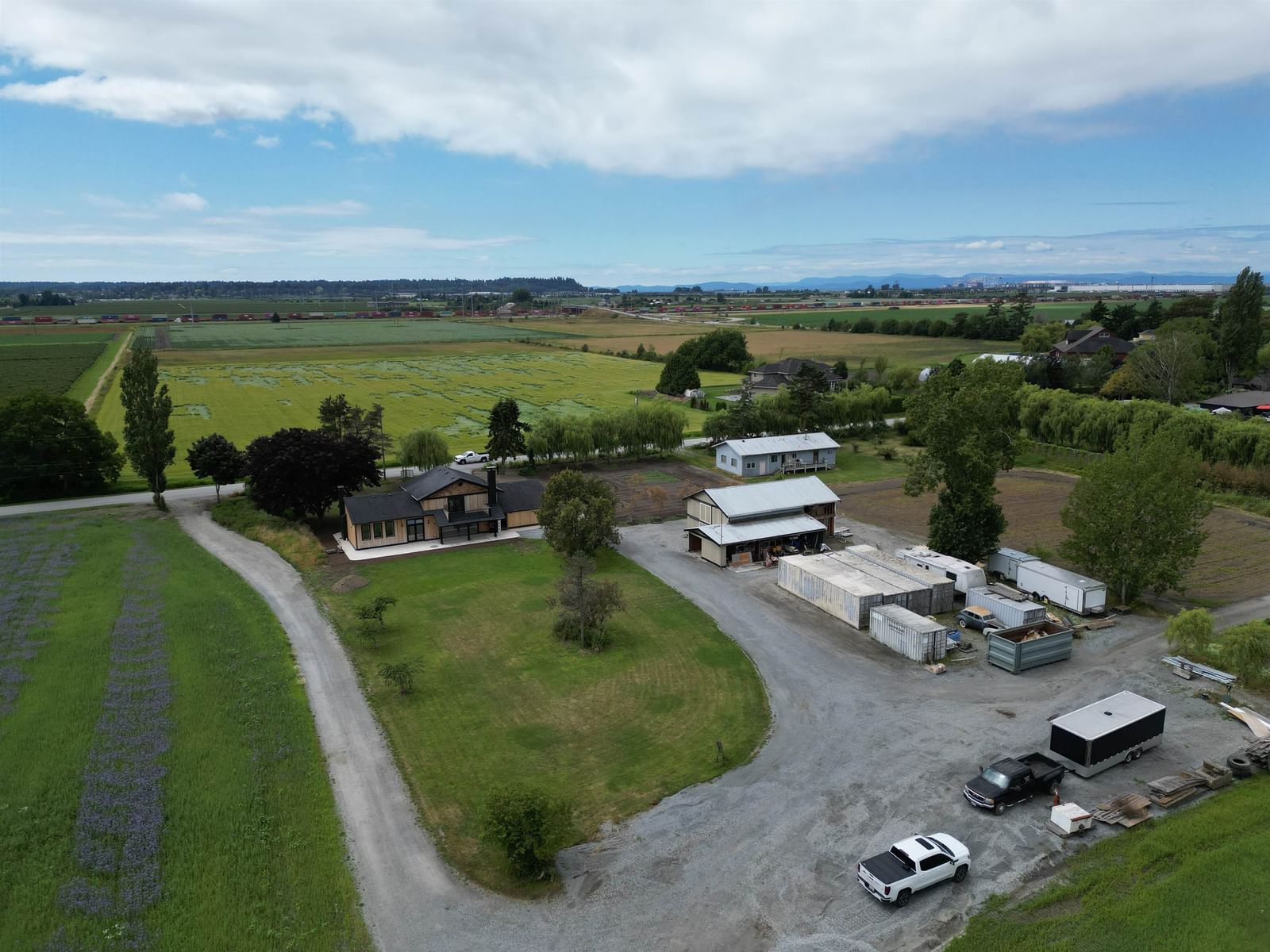Listing Image 10