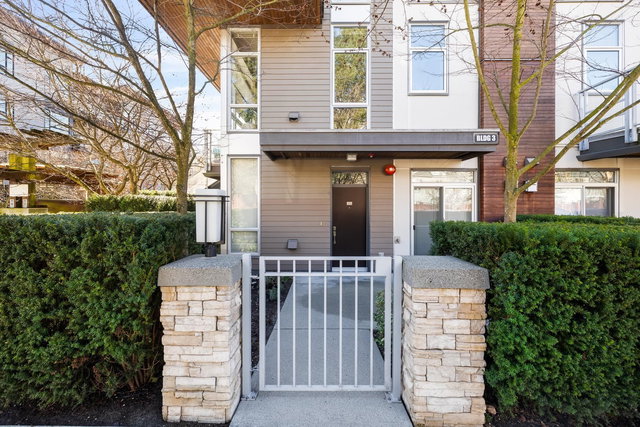 121 - 735 15th Street W