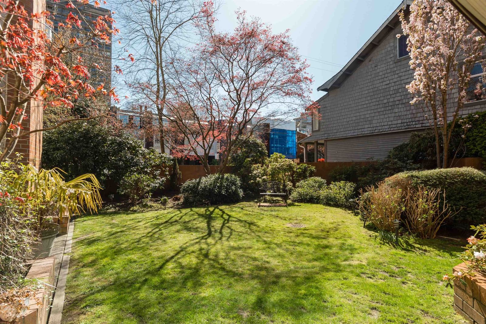 Listing Image 17