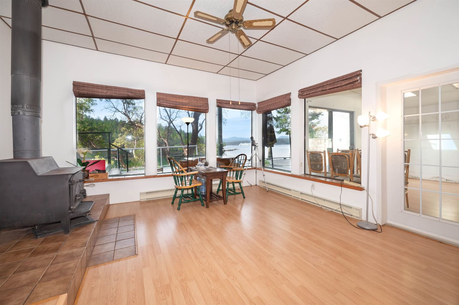 Listing Image 8