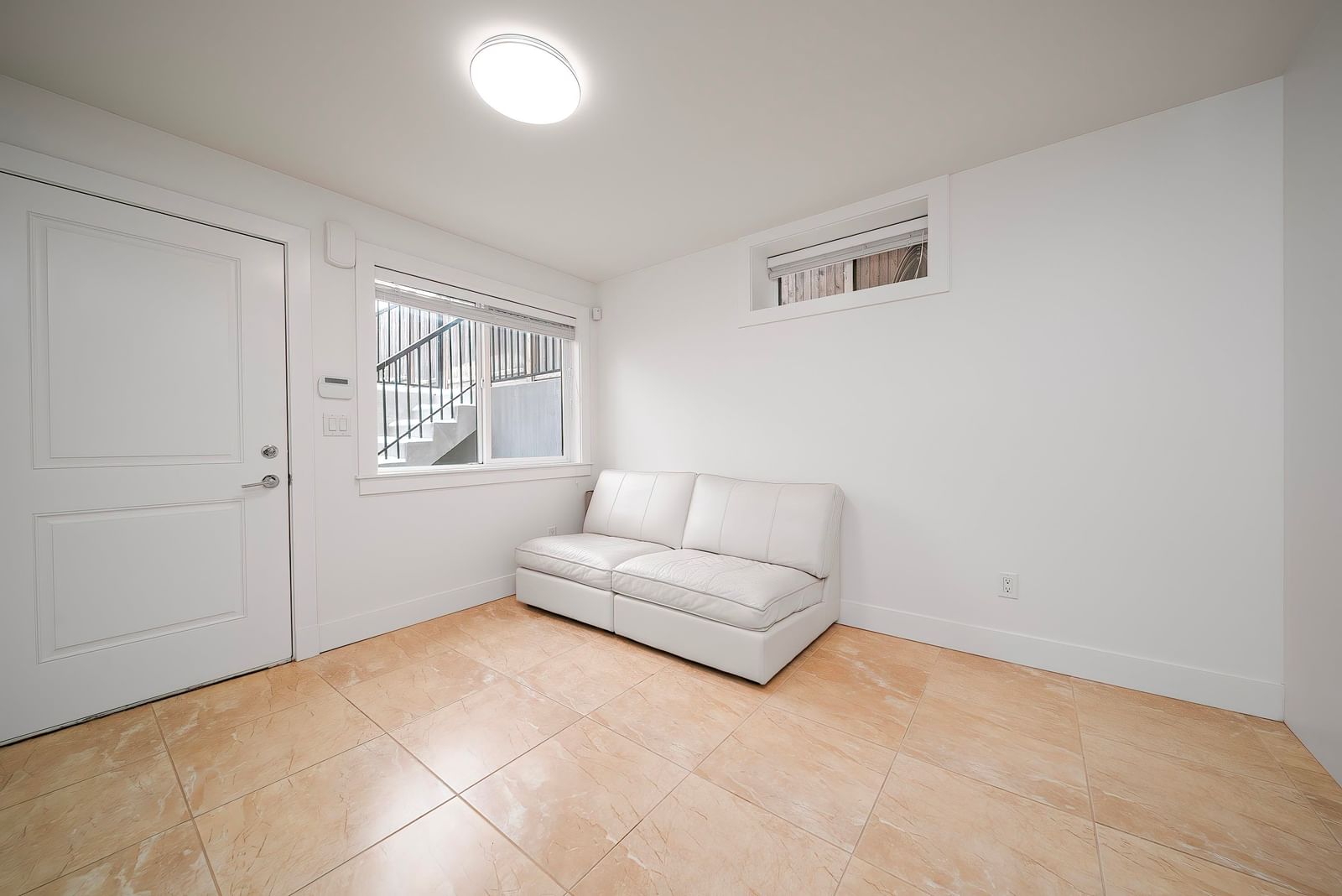 Listing Image 26