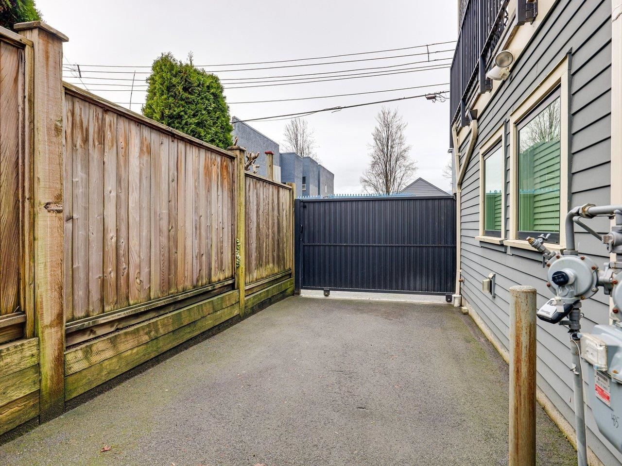 Listing Image 23