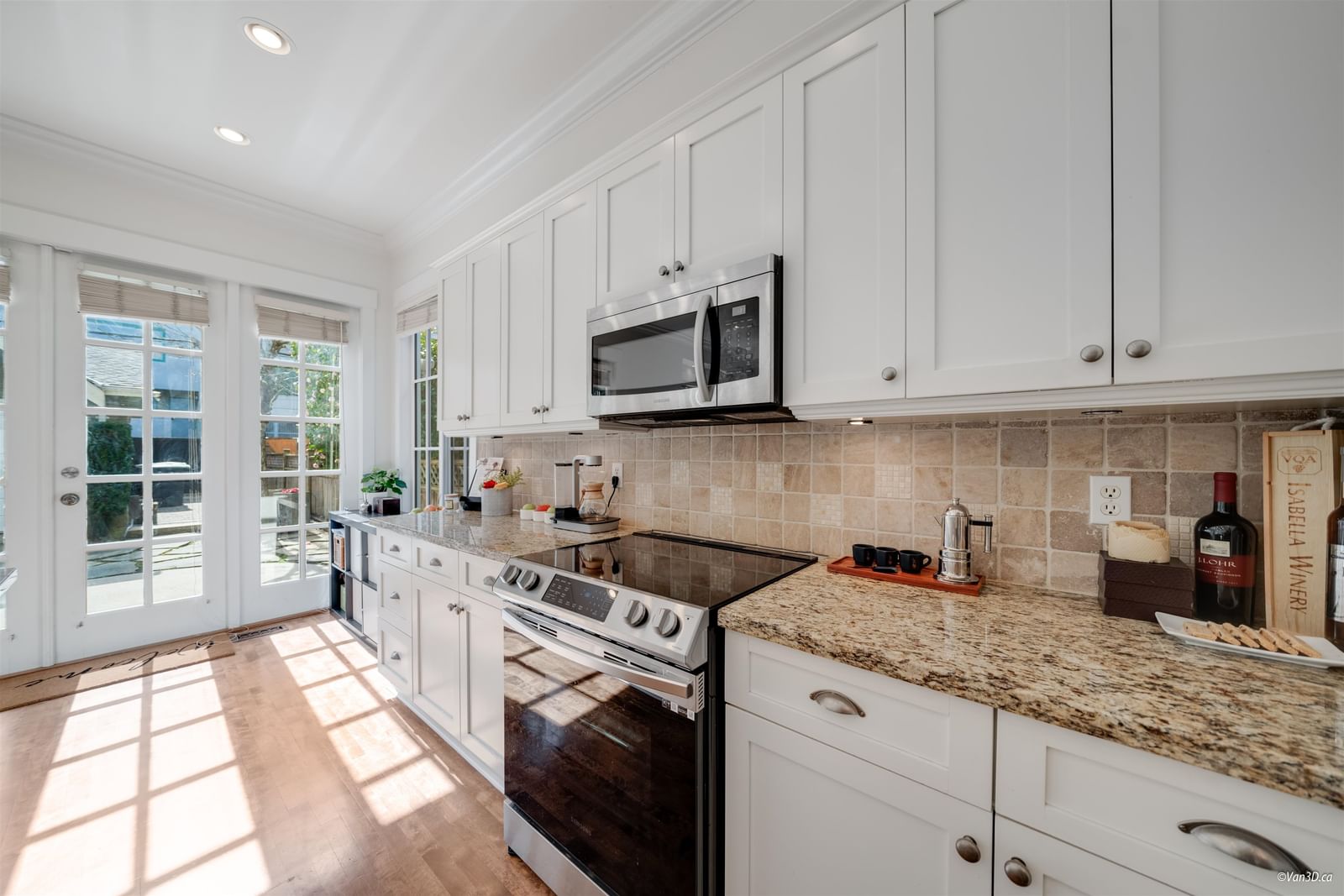 Listing Image 11
