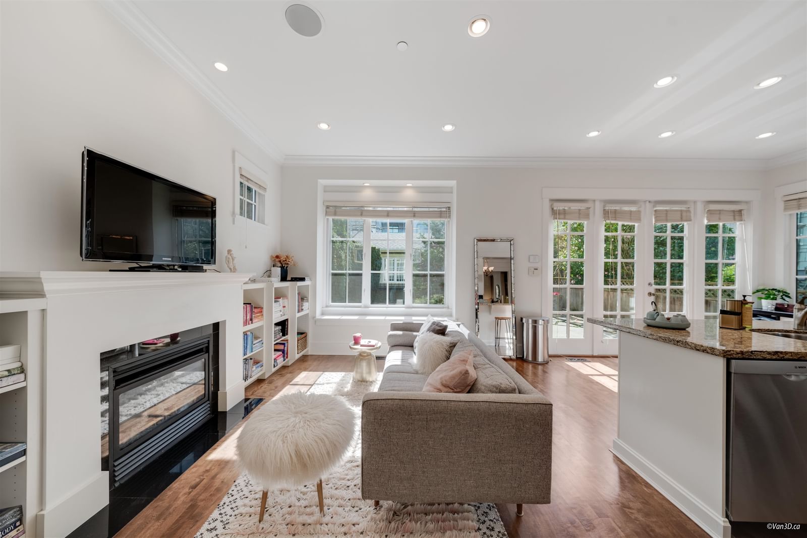 Listing Image 15