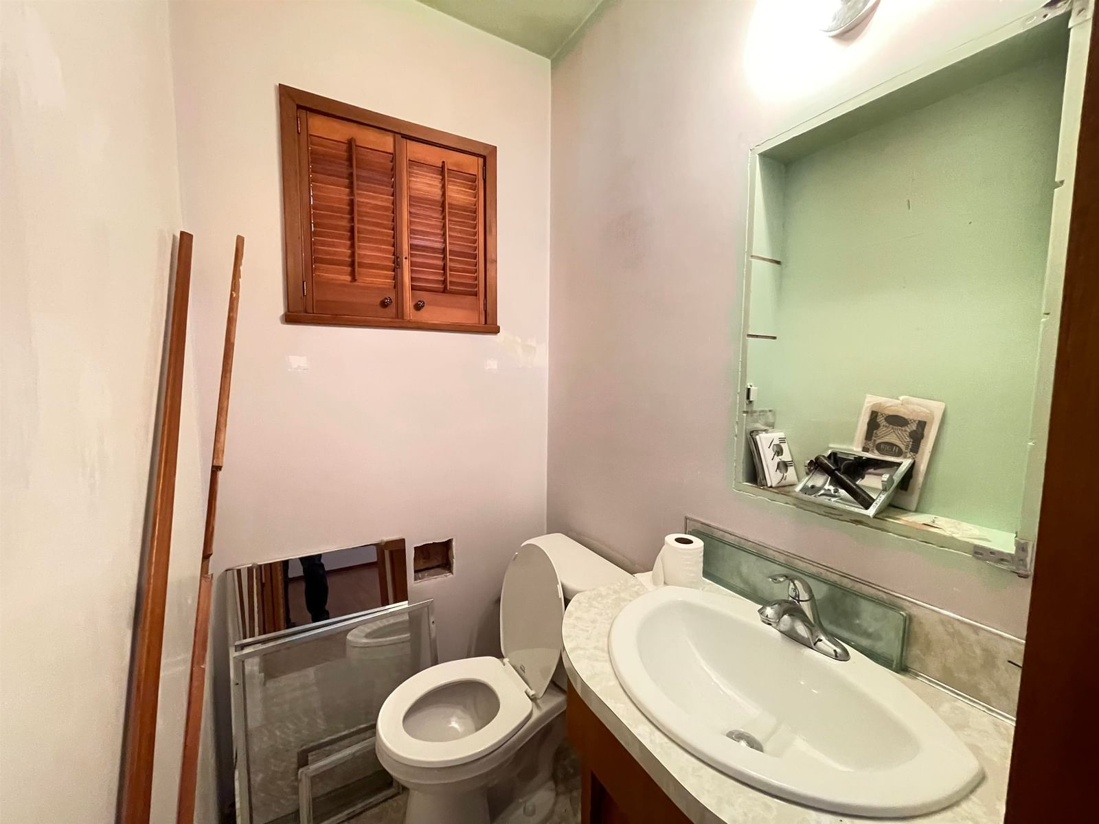 Listing Image 11