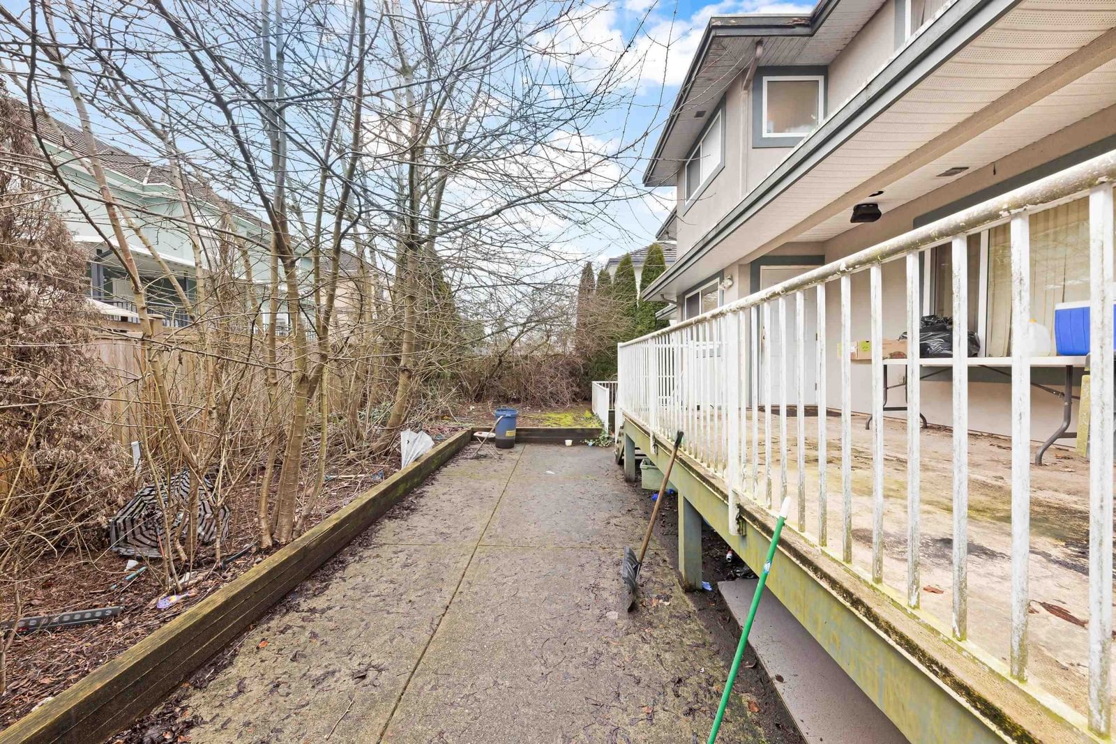 Listing Image 17