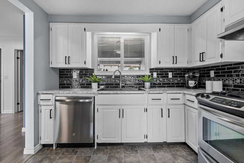 33951 Marshall Road #8, Abbotsford, British Columbia