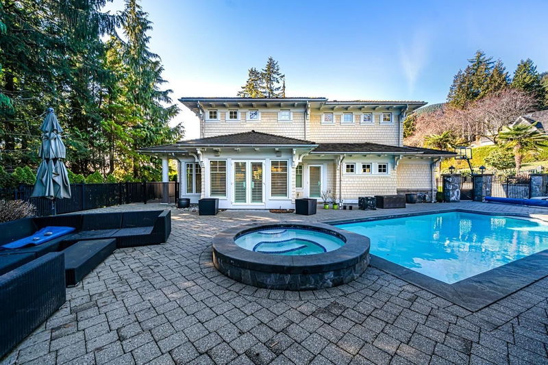 2913 Altamont Crescent, West Vancouver, British Columbia