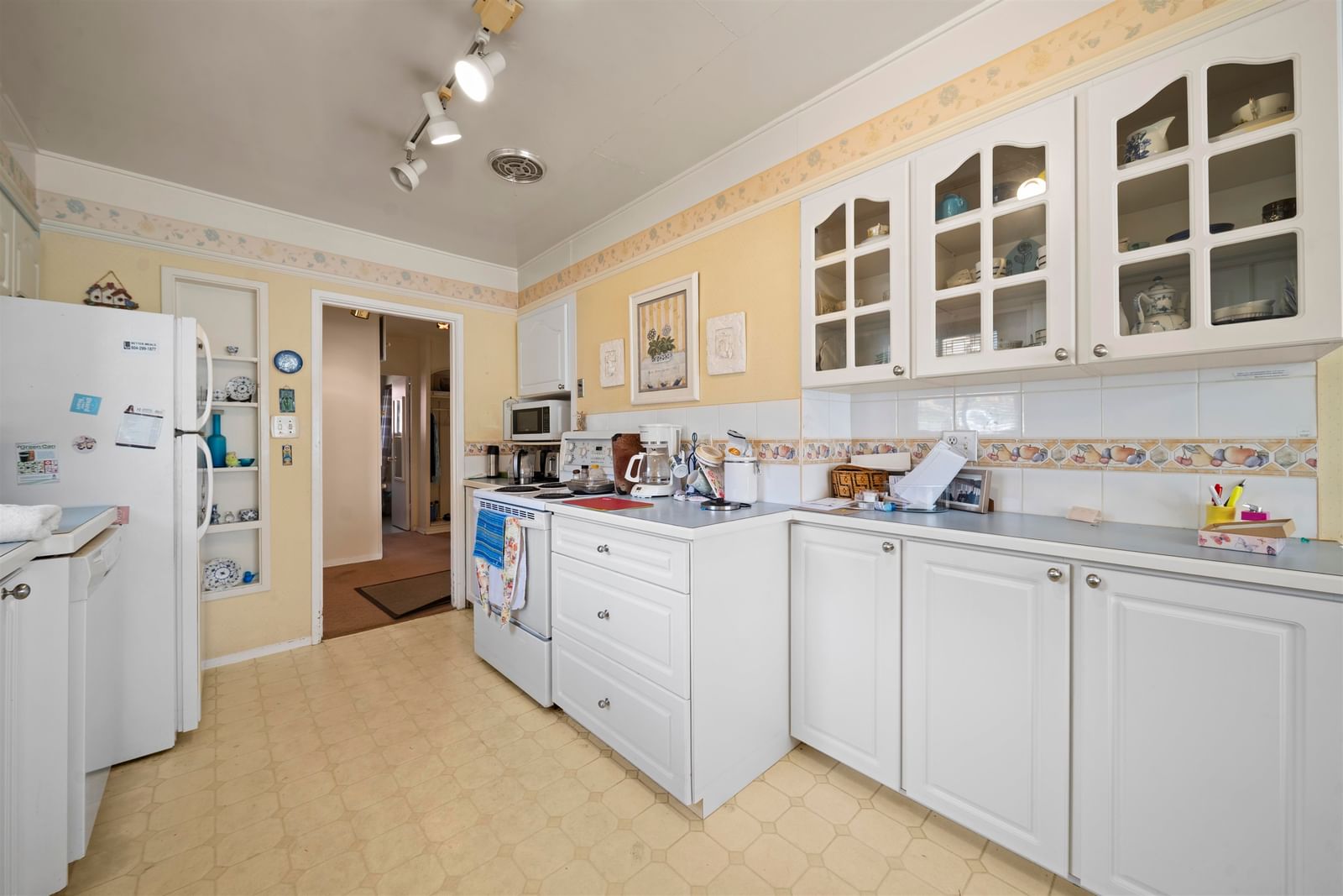 Listing Image 16
