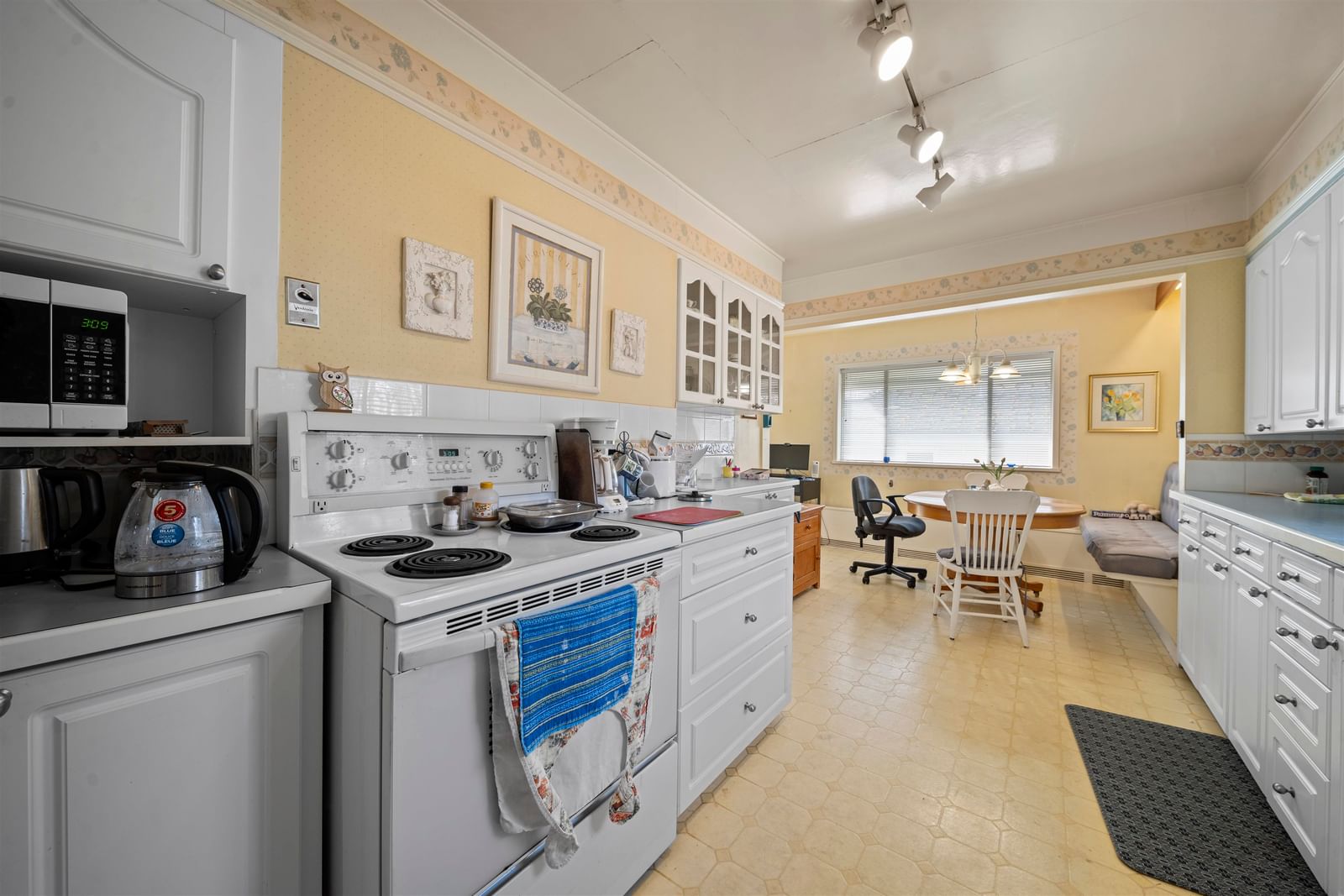 Listing Image 17