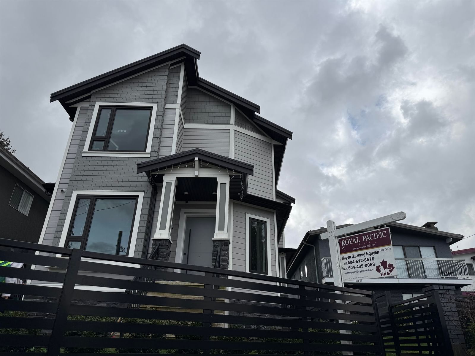 Listing Image 1