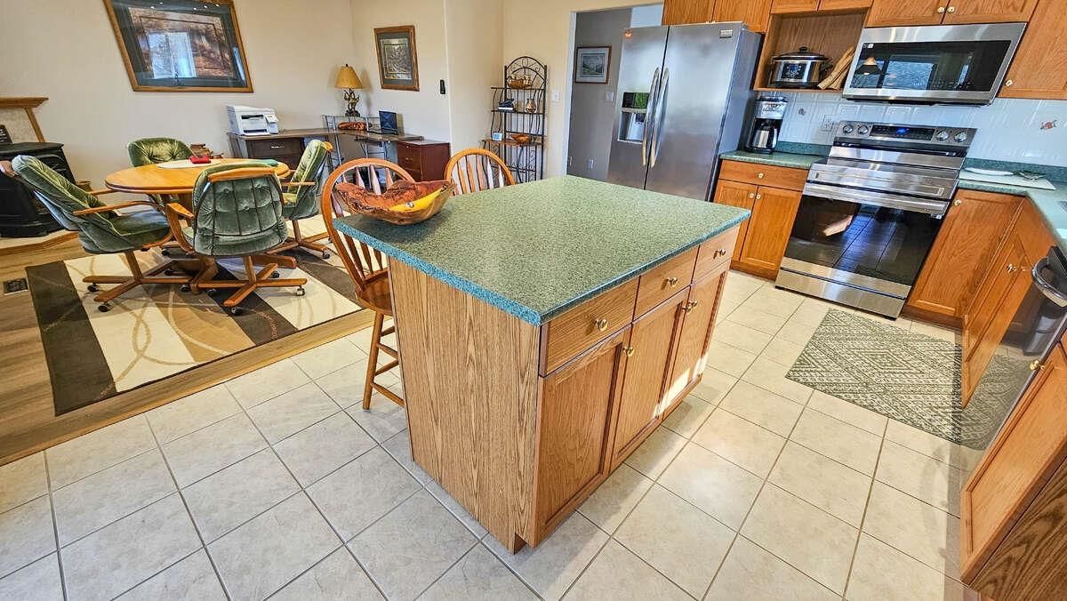 Listing Image 13