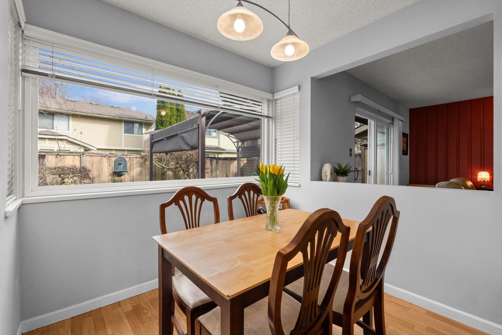 Listing Image 12