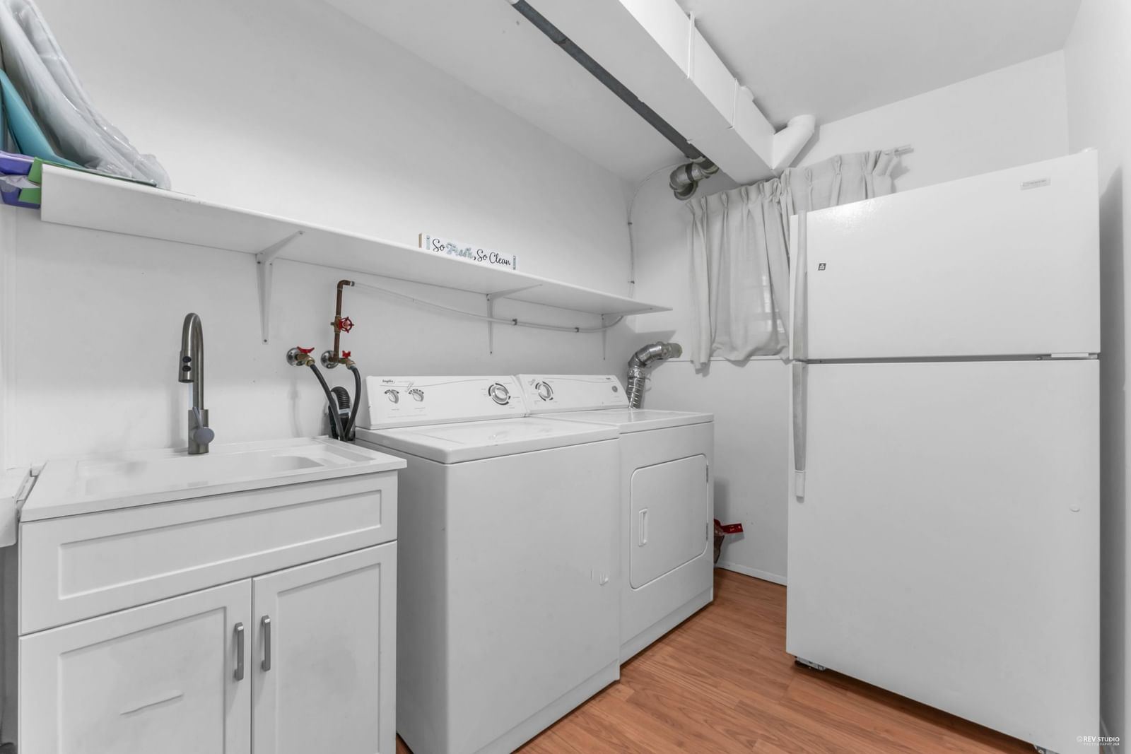 Listing Image 23