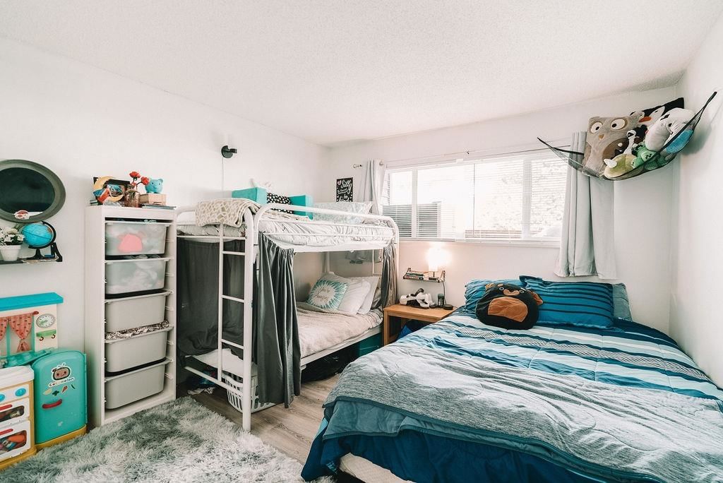 Listing Image 28