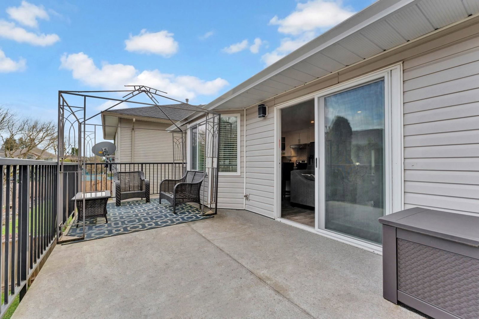 Listing Image 23