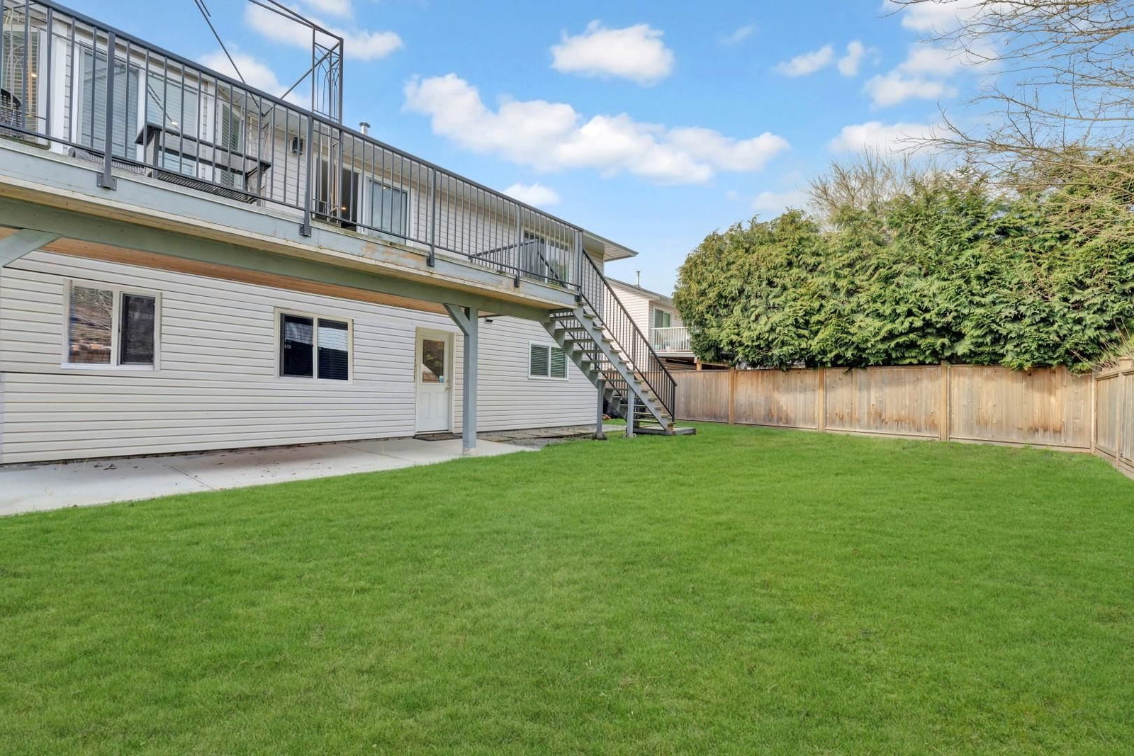 Listing Image 32