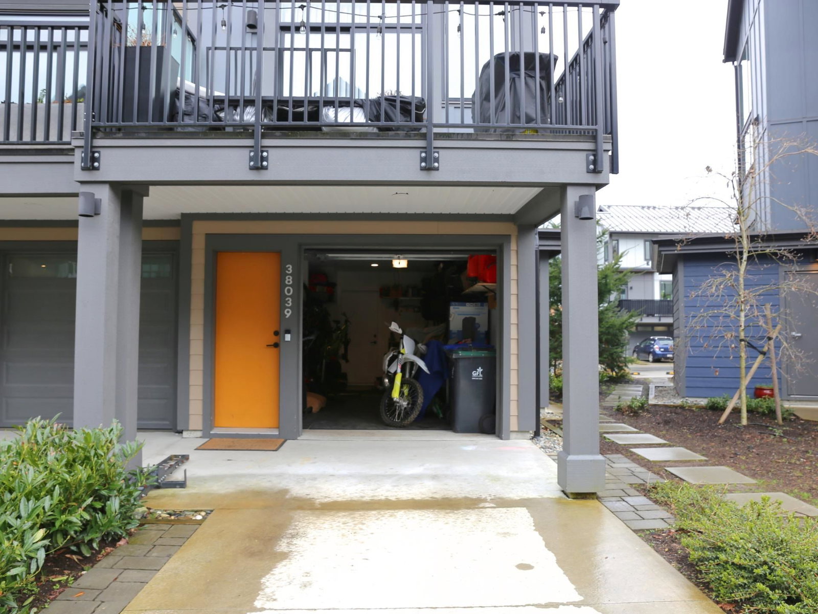 Listing Image 20