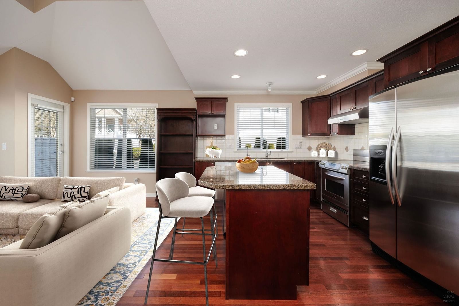 Listing Image 11