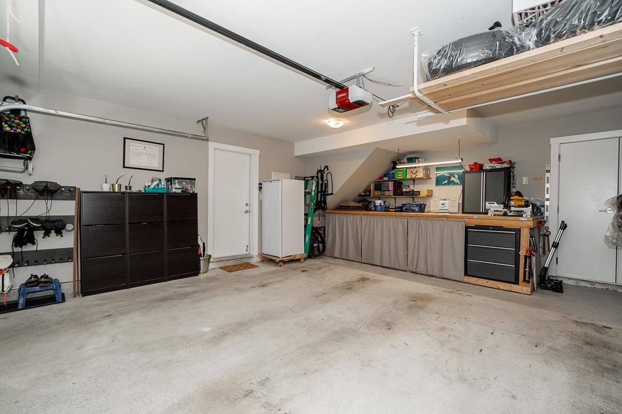 Listing Image 24